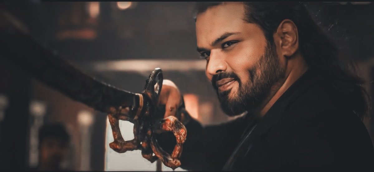 Manoj Manchu🙏🏻❤️ (@heromanoj1) on Twitter photo #Mirai is all yours in just a few more hours… A true team effort has shaped this visual wonder u r going to witness. It will live up to every expectation and surely bring a smile to your faces ♥️♥️
Ee #Blacksword meekosam yeduru choosthuntadu :) 😎 🗡️ 
#Mirai #Mirai is all yours in just a few more hours… A true team effort has shaped this visual wonder u r going to witness. It will live up to every expectation and surely bring a smile to your faces ♥️♥️
Ee #Blacksword meekosam yeduru choosthuntadu :) 😎 🗡️ 
#Mirai