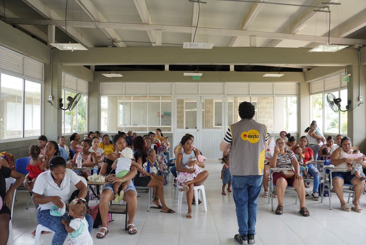 En #Turbaco seguimos construyendo futuro con el programa #ElPoderDeLaNutrición
Liderado por la Gobernación de Bolívar, en convenio con la administración municipal, bajo la dirección de la alcaldesa <a href="/claudiaturbaco_/">Claudia Espinosa</a> y en alianza con la <a href="/Fundacion_Exito/">Fundación Éxito</a>
#juntosconstruimosfuturo💚❤️