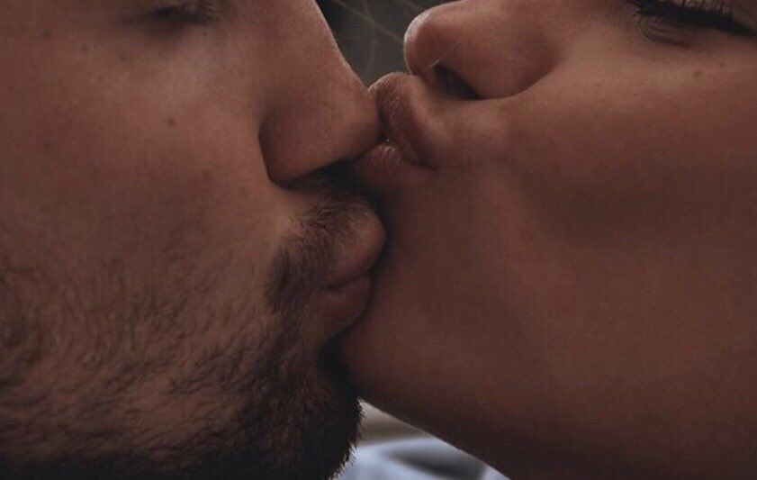 me and who (@dailycouplepost) on Twitter photo 