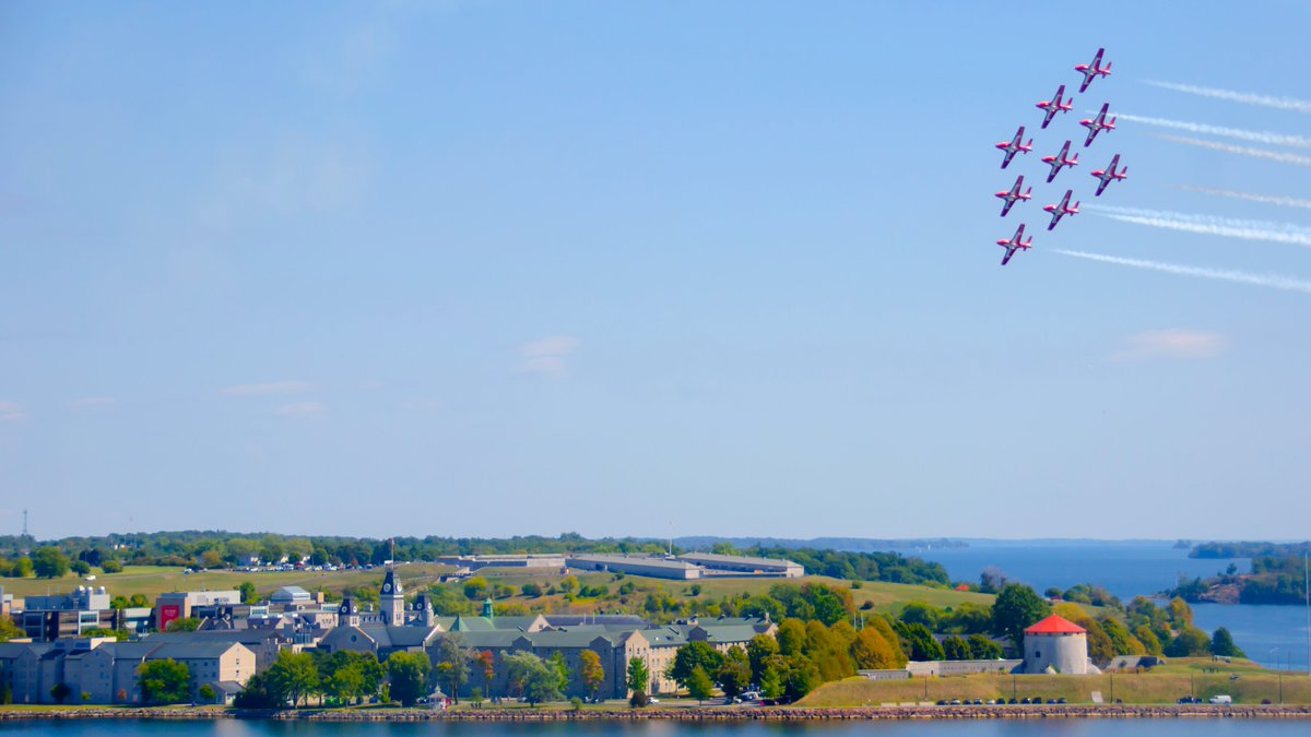 Frontenac Paramedics (@fpsparamedics) on Twitter photo It was a treat to see the <a href="/CFSnowbirds/">CF Snowbirds</a> over <a href="/RMCCanada/">RMC Canada</a> this noon hour. Always makes you want to sing the anthem, doesn't it? 🇨🇦🇨🇦🇨🇦🇨🇦🇨🇦🇨🇦🇨🇦🇨🇦
#YGK It was a treat to see the <a href="/CFSnowbirds/">CF Snowbirds</a> over <a href="/RMCCanada/">RMC Canada</a> this noon hour. Always makes you want to sing the anthem, doesn't it? 🇨🇦🇨🇦🇨🇦🇨🇦🇨🇦🇨🇦🇨🇦🇨🇦
#YGK