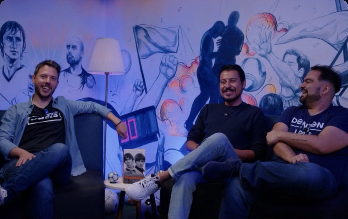 Estamos de regreso, y en formato video, en el canal de los amigos de <a href="/ApuntesRabona/">Apuntes de Rabona</a>.

Invitamos a <a href="/PepedelBosque/">Pepe Del Bosque</a> para charlar sobre los conciertos de Oasis del próximo fin de semana: Wembley, expectativas, vínculo con la banda, canciones esperadas… 

▶️ youtu.be/HYtqphPli9U?si…