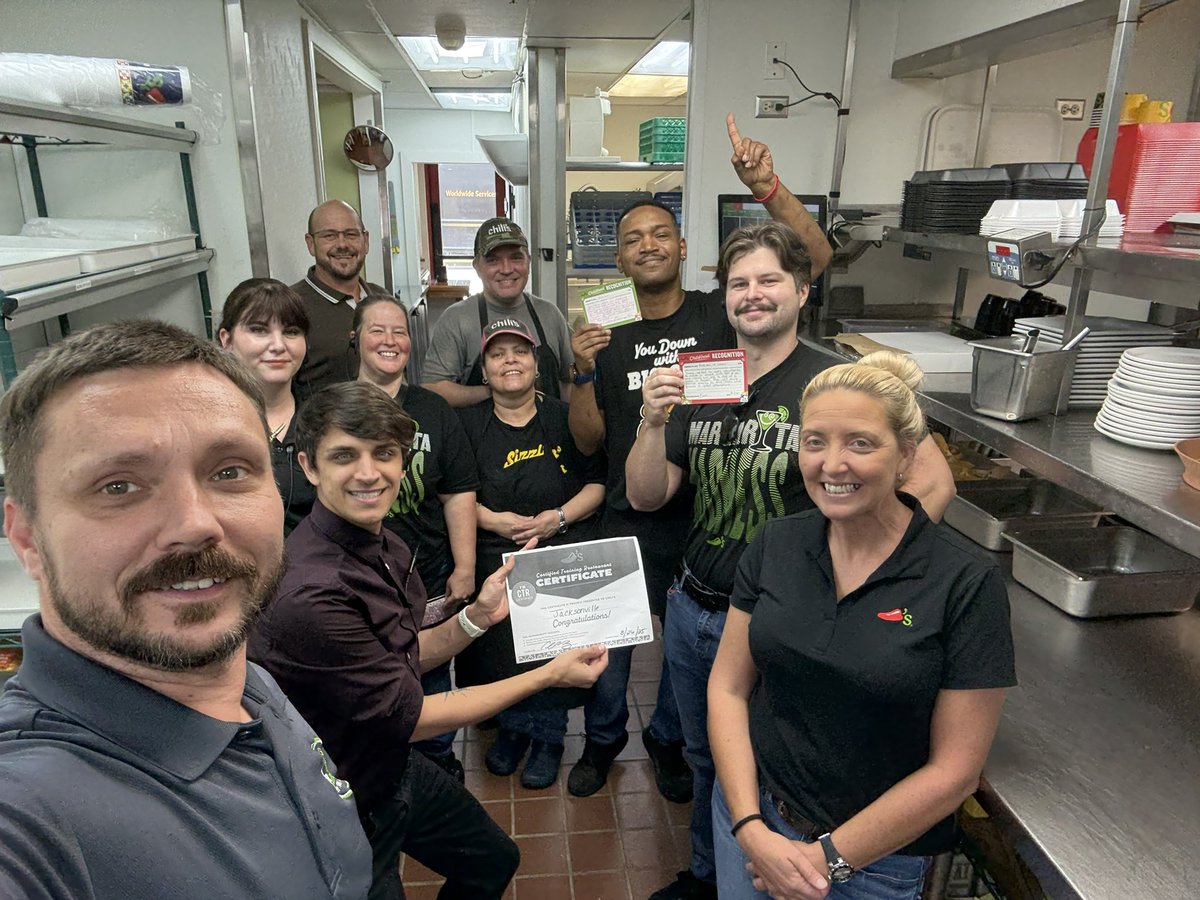 CTR recertification complete! We’re ready to continue equipping our new leaders to make an impact in their restaurants! 🌶️❤️ #ChilisLove #StriveforFive