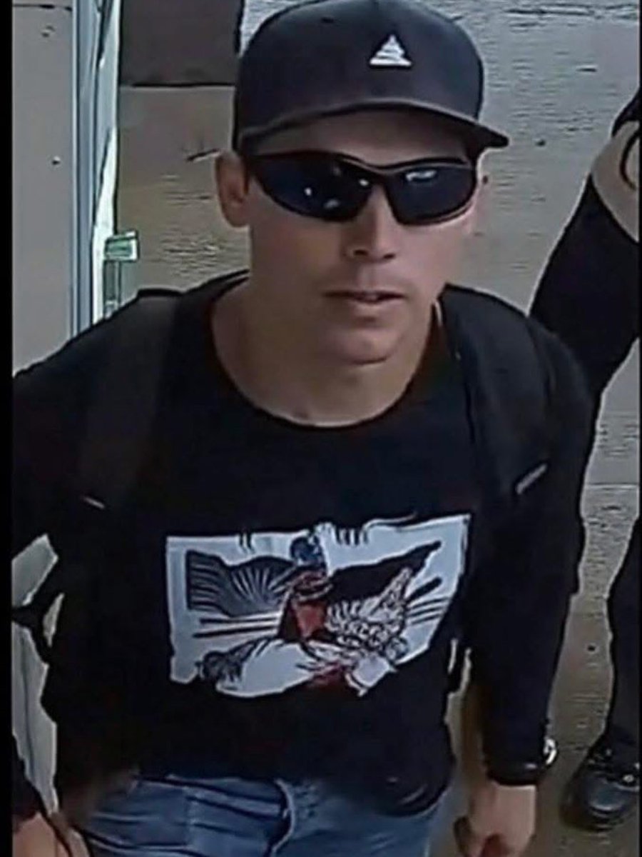 The FBI is asking for the public’s help identifying this person of interest in connection with the fatal shooting of Charlie Kirk at Utah Valley University. 
1-800-CALL-FBI
Digital media tips:  tips.fbi.gov/digitalmedia/f…