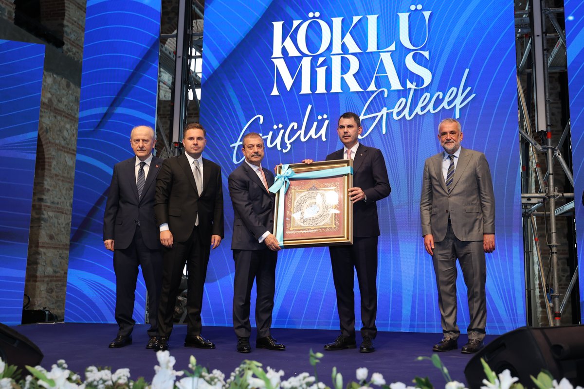 İştirakimiz Emlak Katılım Tasarruf Finansman şirketinin lansman programı kapsamında; Çevre, Şehircilik ve İklim Değişikliği Bakanımız Sayın Murat Kurum, BDDK Başkanı Prof. Dr. Sayın Şahap Kavcıoğlu, İstanbul Valisi Sayın Davut Gül, Genel Müdürümüz Sayın Onur Gök ve gayrimenkul,
