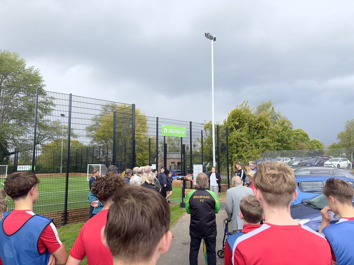 S Griffiths tweet media