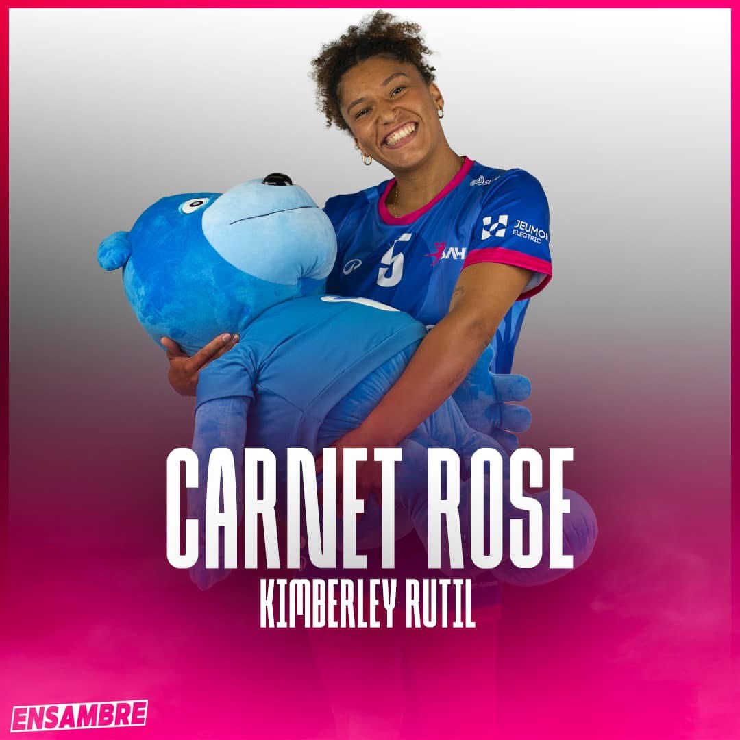 𝙁𝙀́𝙇𝙄𝘾𝙄𝙏𝘼𝙏𝙄𝙊𝙉 𝙆𝙄𝙈 🩷

Tout le club est ravie d’apprendre sa grossesse. Même si elle va devoir s’éloigner des terrains quelque temps, nous sommes tous derrière elle et lui souhaitons beaucoup de bonheur dans cette belle aventure. 

#ENSAMBRE