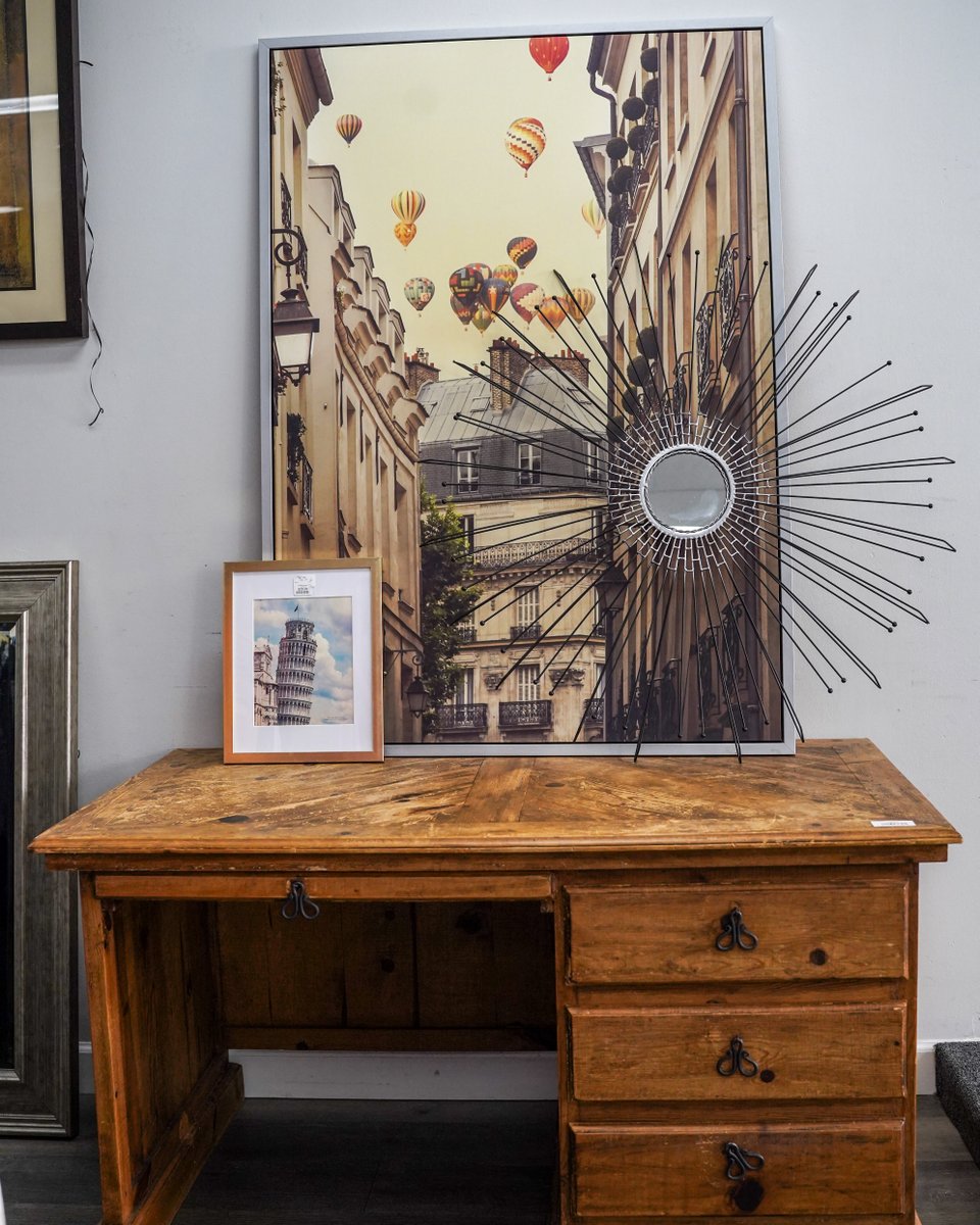 bloomagainMM's tweet image. Bring a touch of wanderlust home ✈️🌍 From rustic desks to art that inspires adventure, treasures await at Bloom Again Thrift.
Every purchase supports families in need through Metropolitan Ministries 💛
#ThriftedTreasure #BloomAgainThrift #ShopForChange #SustainableStyle
