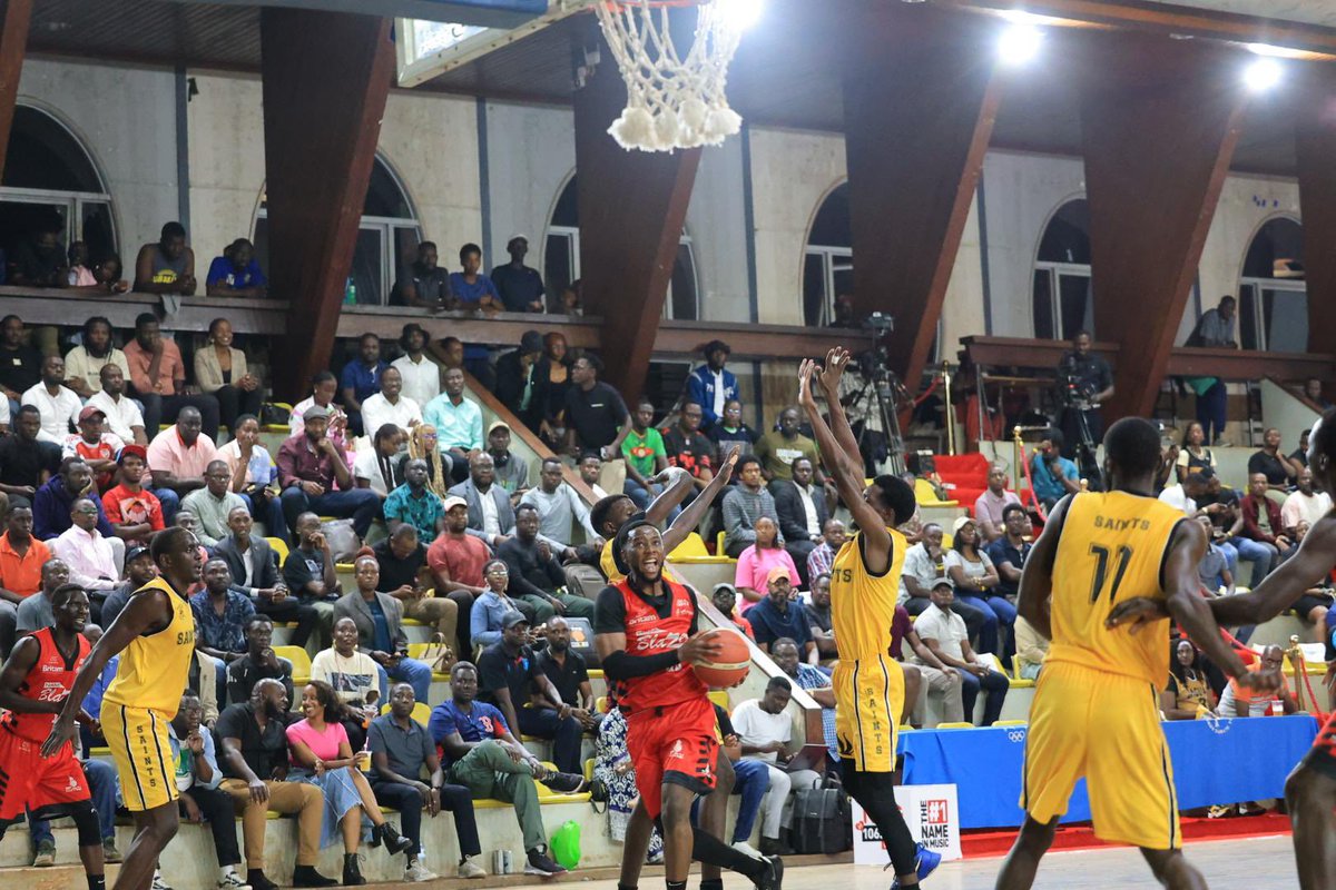 Tonights Numbers 📊

Chukwurah: 15 PTS, 9 REB, 4 AST
Enabu: 14 PTS, 2 REB, 3 AST
Makiadi: 11 PTS , 7 REB, 2 AST 
Lukoji: 10 PTS, 3 REB, 6 AST

#BlazingUp #BlazeThePlayoffs