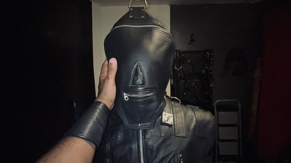 I got to see him 😁 today… isn’t he so yummy 😋 🤤