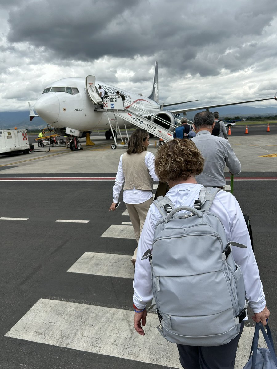 Hey <a href="/OleMissFB/">Ole Miss Football</a>!! <a href="/LiesaHoleman/">Liesa Holeman</a> and I are coming from Oaxaca, Mexico to spend 3 weekends with you! #HottyToddy #BeatEverybody 🏈💙❤️💙❤️