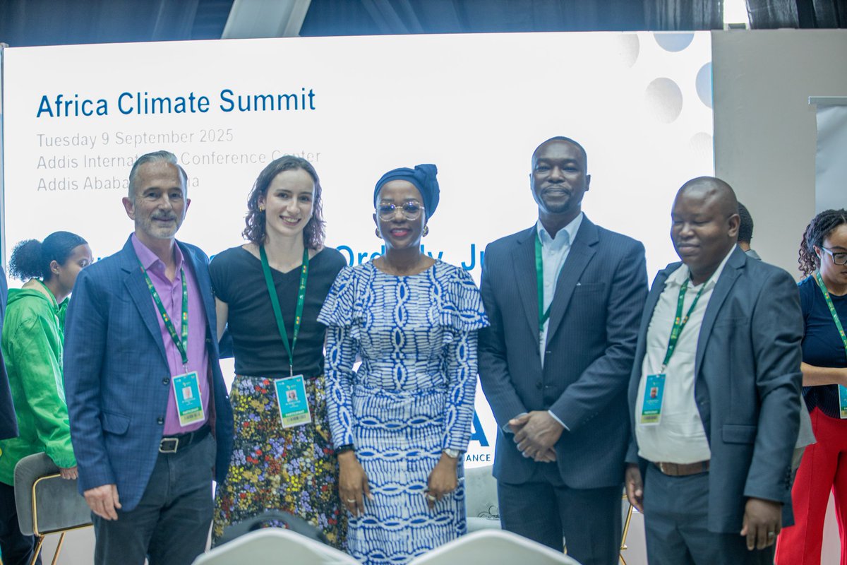 Ibshell1's tweet image. It has been an eventful three days at the Africa Climate Summit 2, where Governments, Multilaterals, Civil society groups, and the private sector converged from around the world.

I had the privilege to interact with various stakeholders and participate in crucial events focused…