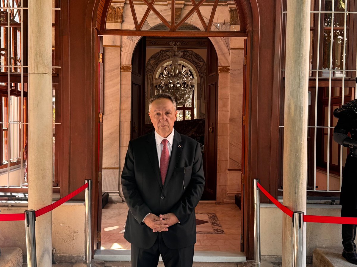 Bursa’mızın kurtuluşunun 103. yıldönümü vesilesiyle gerçekleştirilen kutlamaların ardından ecdadımız Osmangazi ve Orhangazi’yi kabirleri başında rahmetle yâd ettik.

Ziyaretimiz esnasında soydaşımız ve kandaşımız olan Özbekistanlı kardeşlerimizle bir araya gelerek gönül