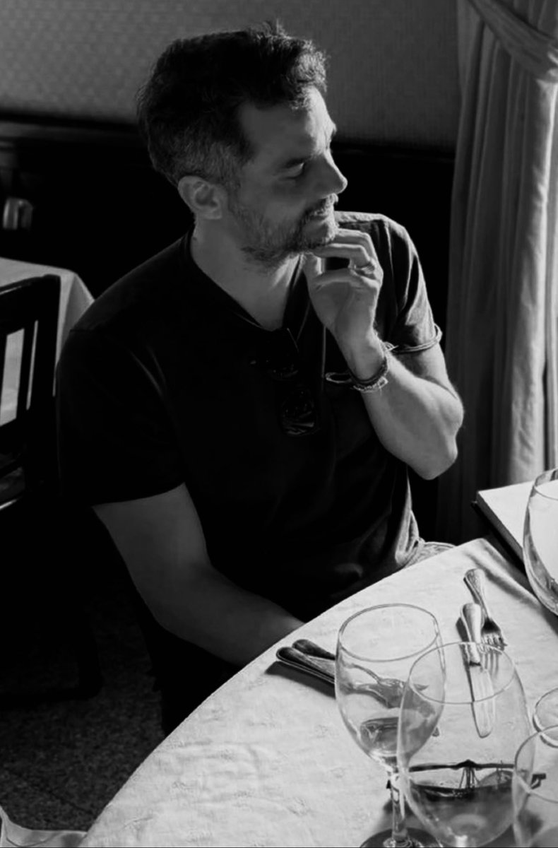 — 𝓓𝐀𝐕𝐈. tweet media