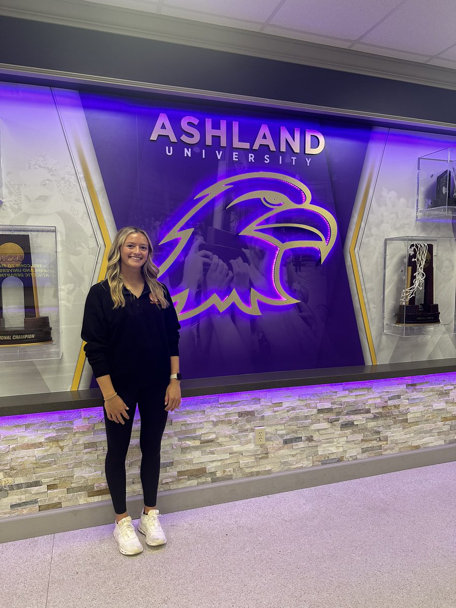 Spent yesterday with <a href="/AshlandUSball/">Ashland University Softball</a>! It was so fun to talk with the girls and get to know more about Ashland. Thank you <a href="/CoachJLPrice/">Jackie Price</a> and Coach Lane for having me on campus yesterday.