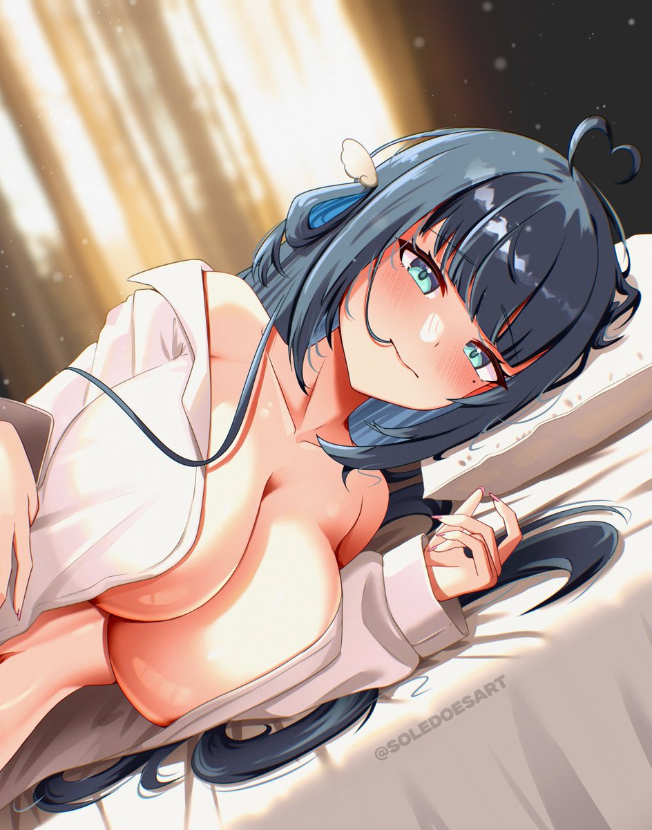 Eepy Comfy Nene

(reupload without tags)