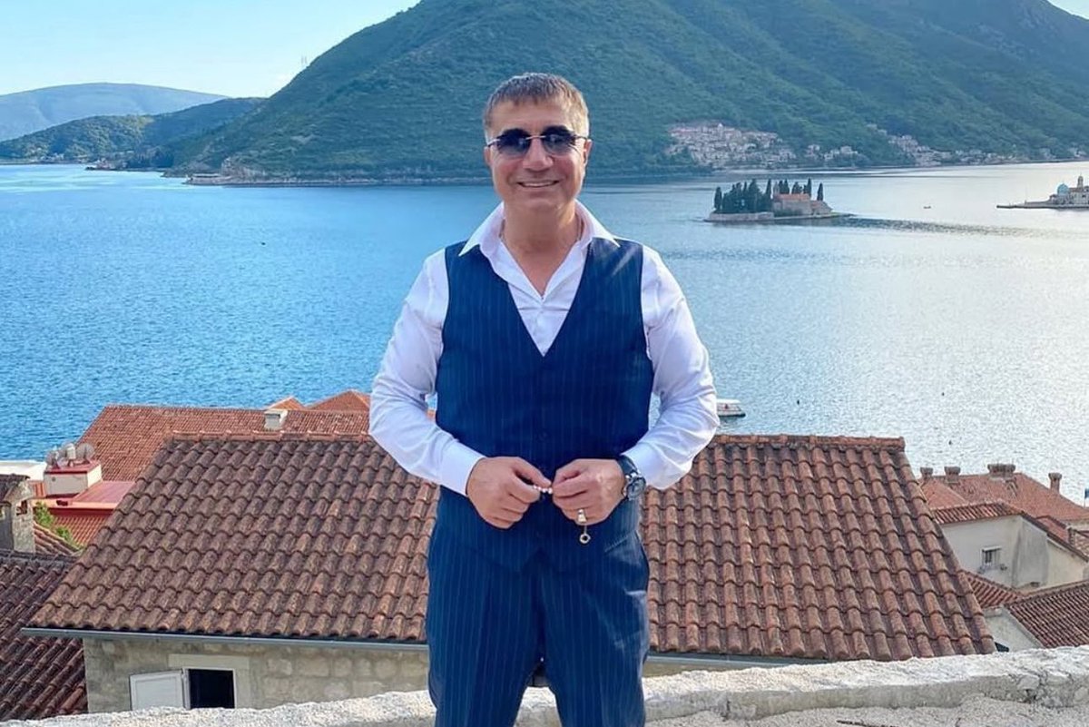 Dost edinmeye bak; 
Düşmanını annen bile doğurur..!
( Mehmet Akif Ersoy)

<a href="/sedat_peker/">Sedat Peker</a>