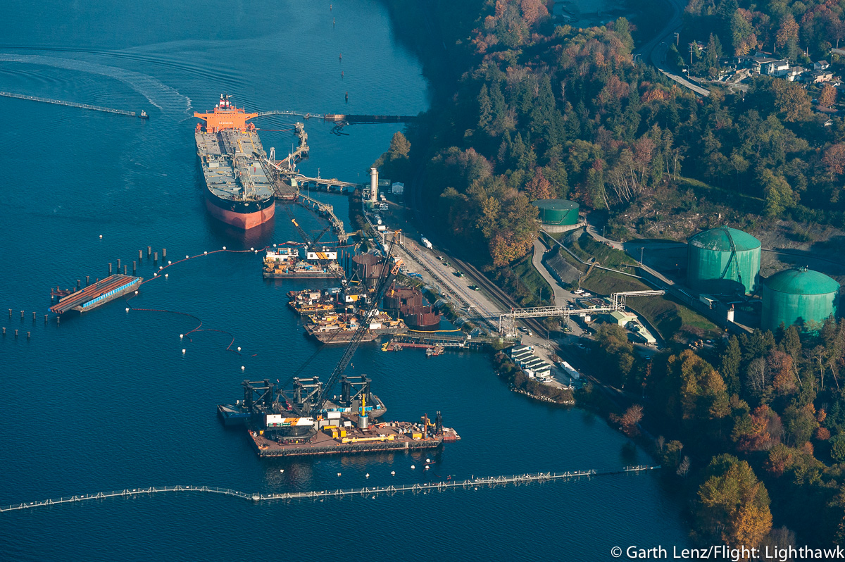 lighthawk_org's tweet image. #TBT: Oil spills, tanker traffic, climate impact—in 2018, we flew photographer Garth Lenz over the the Trans Mountain Pipeline route, capturing images to raise awareness of the expansion risks.

The issues remain urgent. So does the need for perspective. 

#FlyingForGood