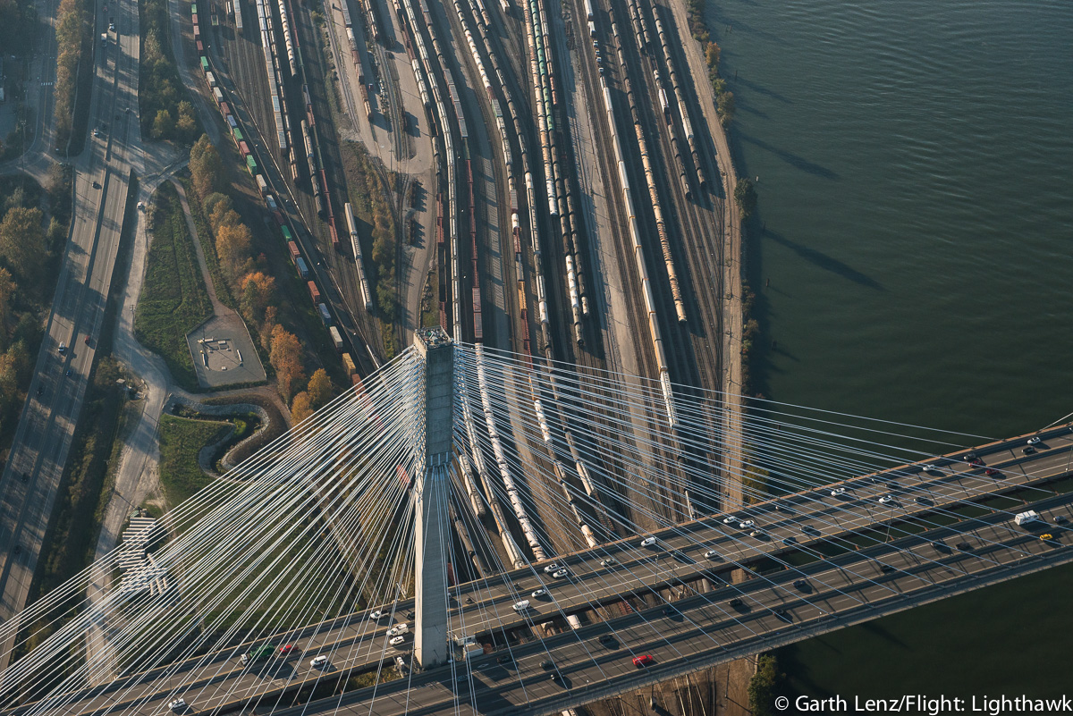 lighthawk_org's tweet image. #TBT: Oil spills, tanker traffic, climate impact—in 2018, we flew photographer Garth Lenz over the the Trans Mountain Pipeline route, capturing images to raise awareness of the expansion risks.

The issues remain urgent. So does the need for perspective. 

#FlyingForGood