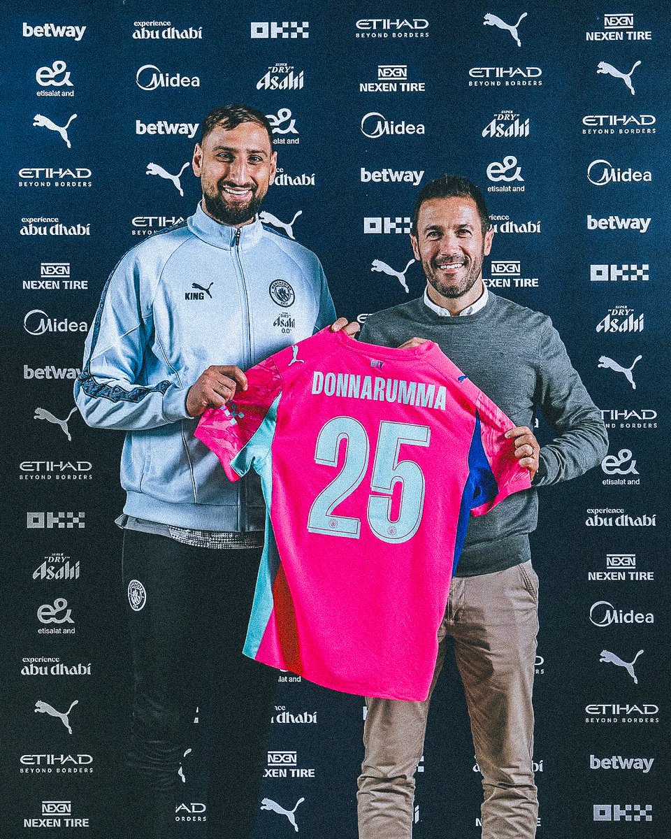 🚨 OFFICIEL : Gianluigi Donnarumma portera le n°25 sous les couleurs des Sky Blues. 🧤💙

💭 Question : Est-ce le gardien qu’il manquait à Manchester City pour dominer la Premier League, voire l’Europe ? 👀