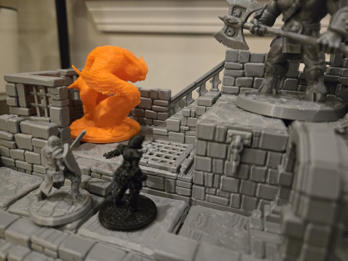 sentryoak's tweet photo. I've been havin lots of fun with my 3d printer.
The cost of more filament, however, will ruin me 😆 https://t.co/4aI99GZyxo