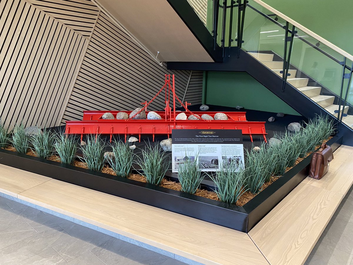 Spent a few very interesting days with our US team. Great progress in the manufacturing system. First time in our new building for customers, engineering, sales, marketing etc.
We also spent valuable time with customers. Great to see the farmers attention to details 
Crister