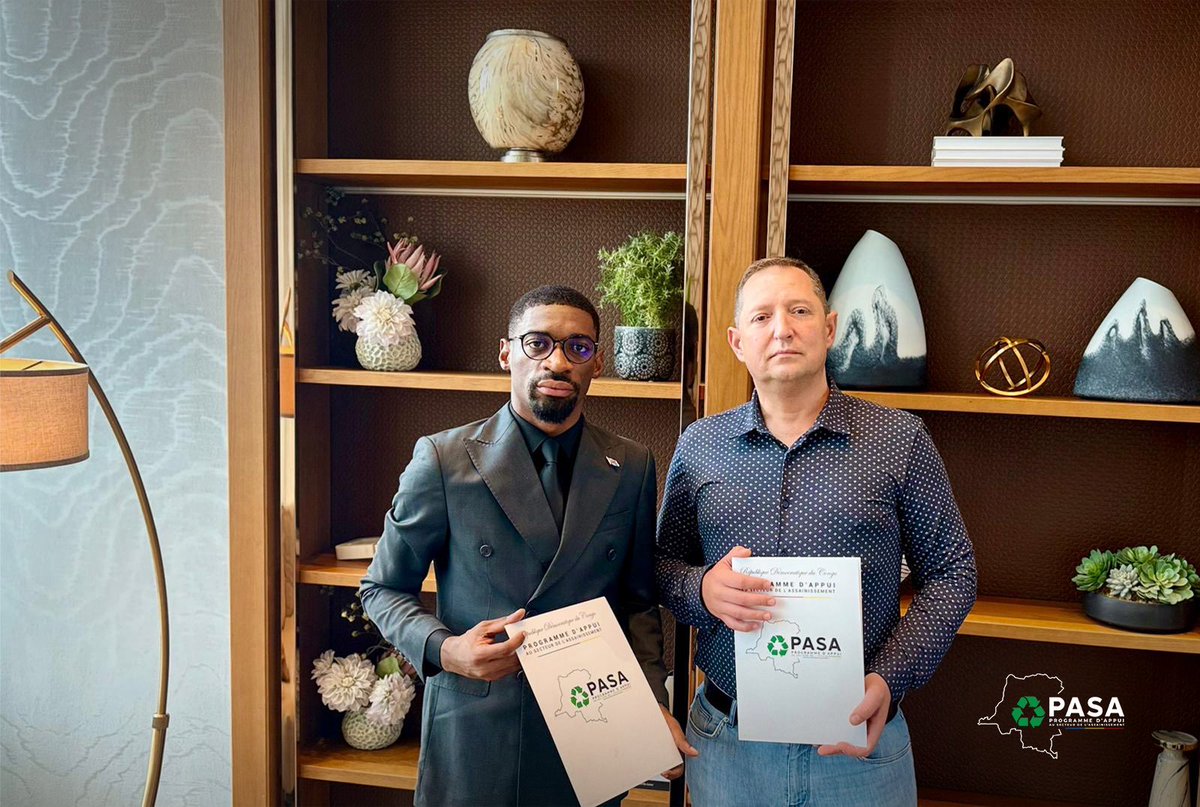 Pasa_rdc's tweet image. 📍 Émirats Arabes Unis 🇦🇪 
Signature d’un contrat de partenariat entre le Programme d’Appui au Secteur de l’Assainissement, en sigle PASA et la société allemande GEVORA
@gedeon_otshudi