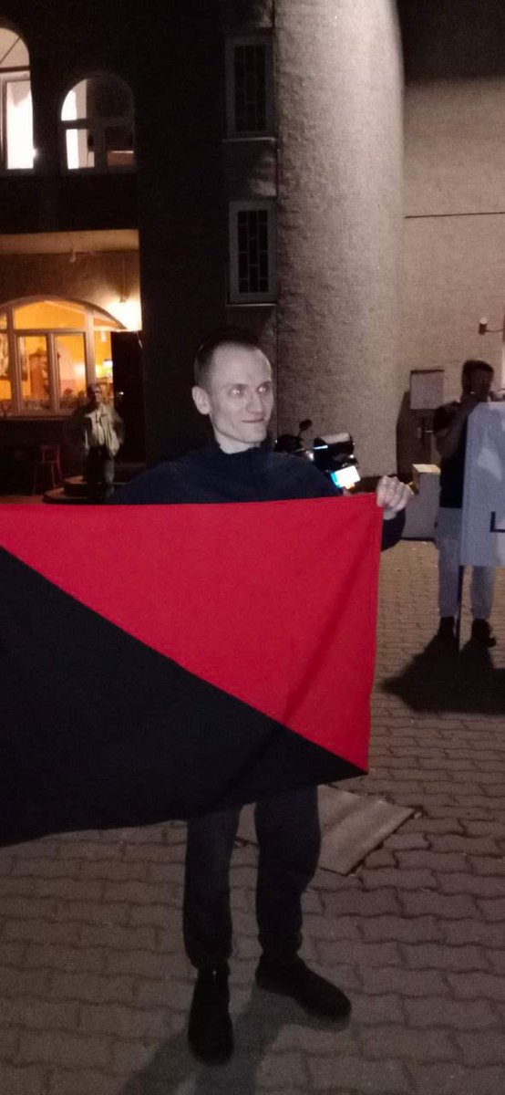 bad_immigrant's tweet image. Anarchist comrades finally met Mikola Dziadok in #Vilnius after 5 years of his imprisonment. #Anarchism #Belarus
