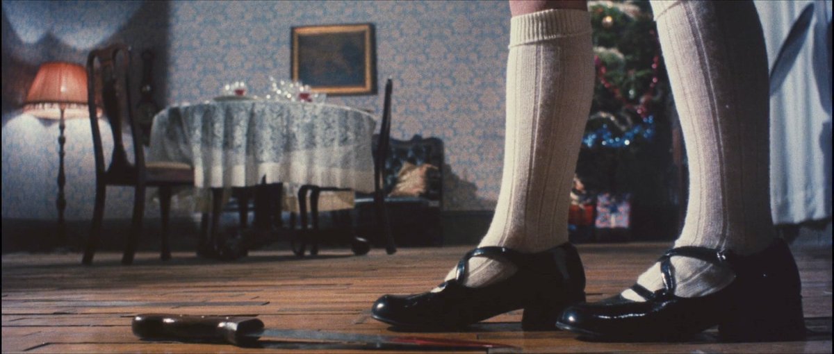 oucharenkoo's tweet photo. Uno que andaba flojo con los encuadres era Dario Argento https://t.co/zF7QiYYpo5