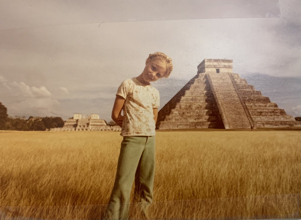 Thankful that I was an international traveller from the moment I entered the world. The hairdo however… #childhood #ThrowbackThursday #chynnaphillips