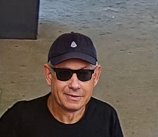 <a href="/FBISaltLakeCity/">FBI Salt Lake City</a> I’m just helping the FBI. Here’s a clearer picture of the suspect.