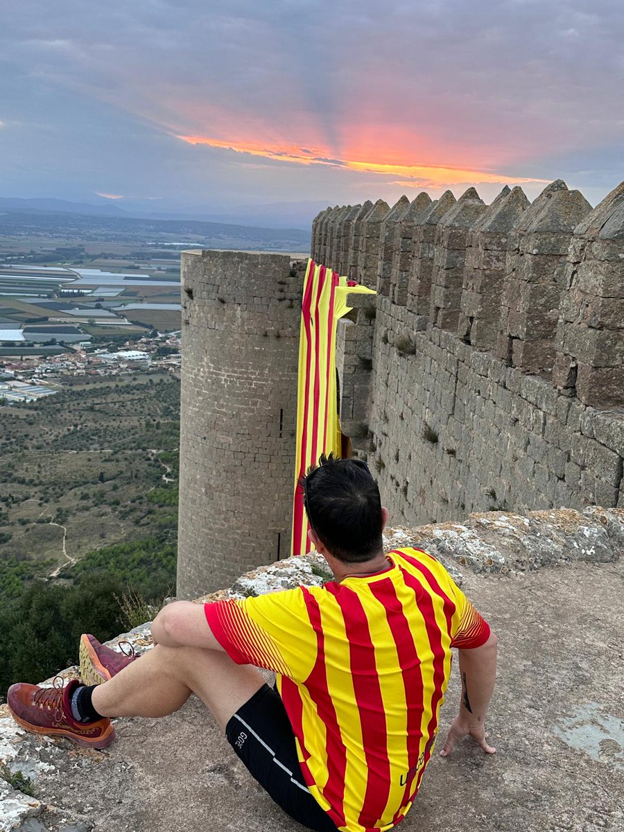 Avui , no podia fallar 🏃🏃
Visca Catalunya Lliure ♥️
Fidels a la cita .
Montgrí 🧡