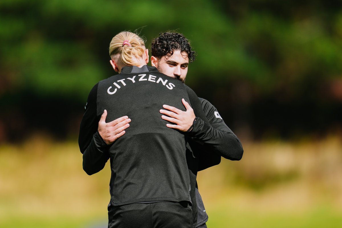 Manchester City tweet media