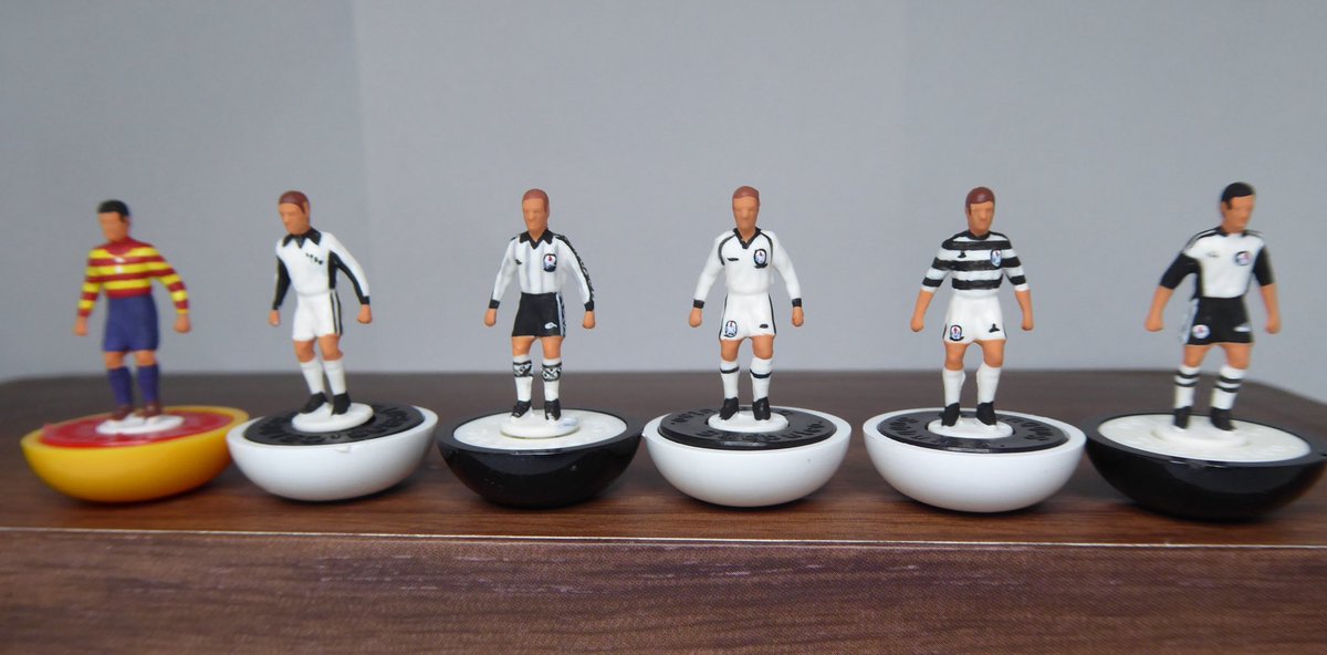 helcol123subbu1's tweet photo. Ayr, what’s going on here then? 6 historical Honest Men commissioned for an Ayr United subbuteo frame. DM @helcol123subbu1 to order. #aufc @ayrunitedmemories @AyrUnitedStuff @somersetroadend @VoiceAyr #weareunited @ayrslo @scottie1910 @KaisAyr @SomersetBoab #superayrawayz #ayrutd https://t.co/gmhbctTfsd