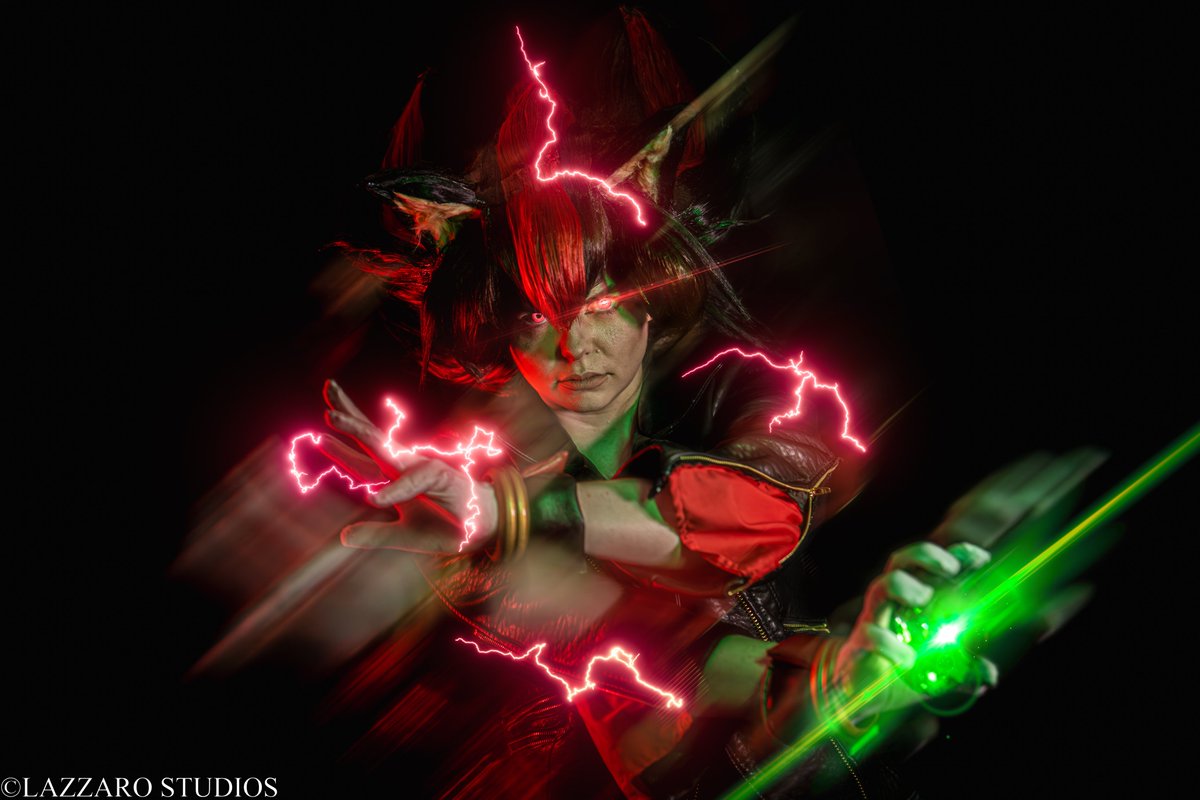 I really wish more people could see my art

Shadow: prosto.cos (on IG)