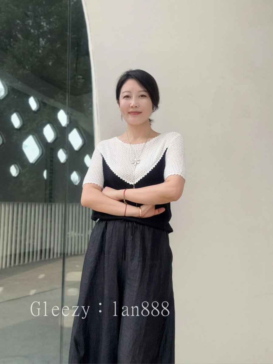 四十多歲的人妻有人關注嗎？
#國文老師 https://t.co/bcuUPIV00O