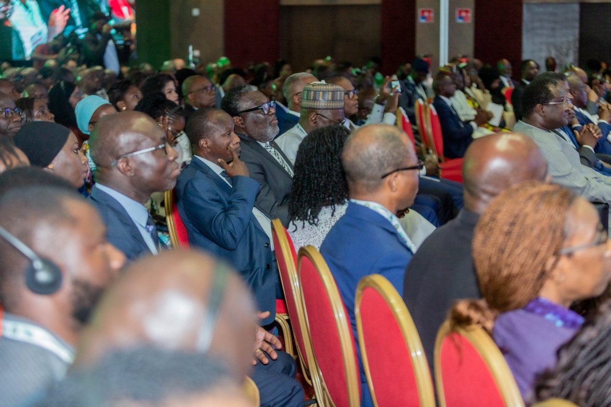 nighealthwatch's tweet photo. The #ELFIC2025, themed “Beyond Borders: Strengthening Regional Cooperation to Combat Lassa Fever and Emerging Infectious Diseases,” has concluded!

From the foundations laid at #LIC2019 to the insights & commitments at #ELFIC2025, West Africa must continue to advance efforts in the fight against Lassa fever & other emerging infectious diseases.
