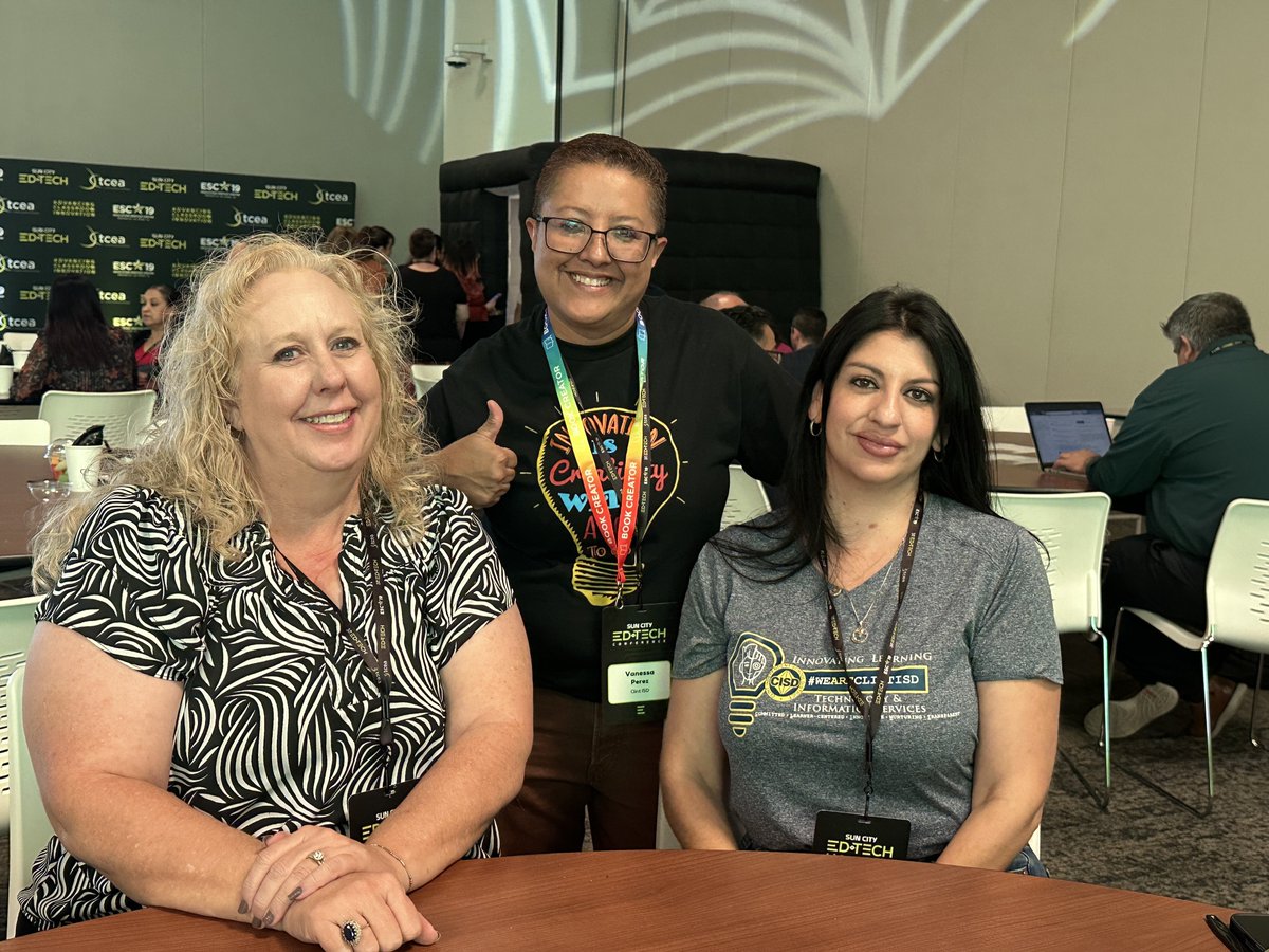 MveLibrary's tweet image. Sun City Tech Ed conference! @EdTech_ObeOne @GLuceroTech