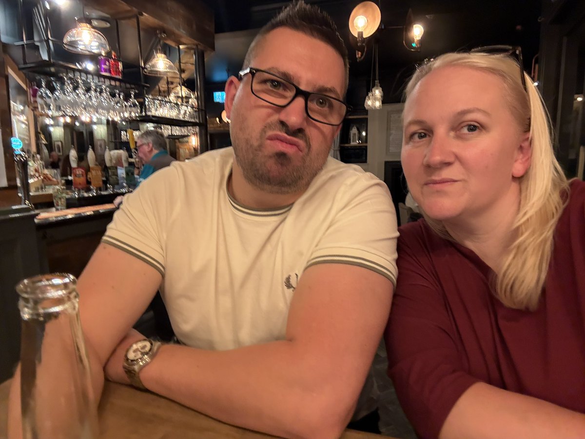 nctonkin's tweet photo. @HotSpotQuiz @TheUrmston @SpeedQuizzing @DaveDDecks @2020Exposure @JWLeesBrewery Points for the #THOTS please Dave 🙏🏻 https://t.co/kUVrlNUIze