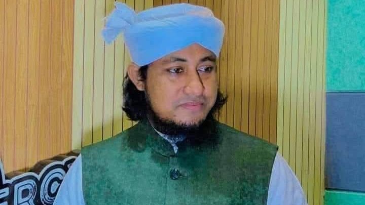 ইসলামি বক্তা তাহেরীসহ ১৬ জনের নামে মামলা, গ্রেপ্তার ২