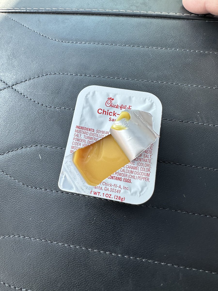 Neildos's tweet image. Why @ChickfilA ???? One job