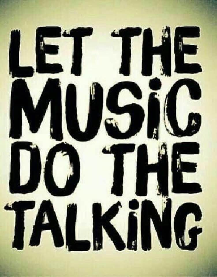 IT’S WHERE TRADITION HAPPENS #THEOLDSCHOOLHAPPYFEETDANCEPARTY WITH #EVERLOVIN’ #KUTX 9-8-9!!!!