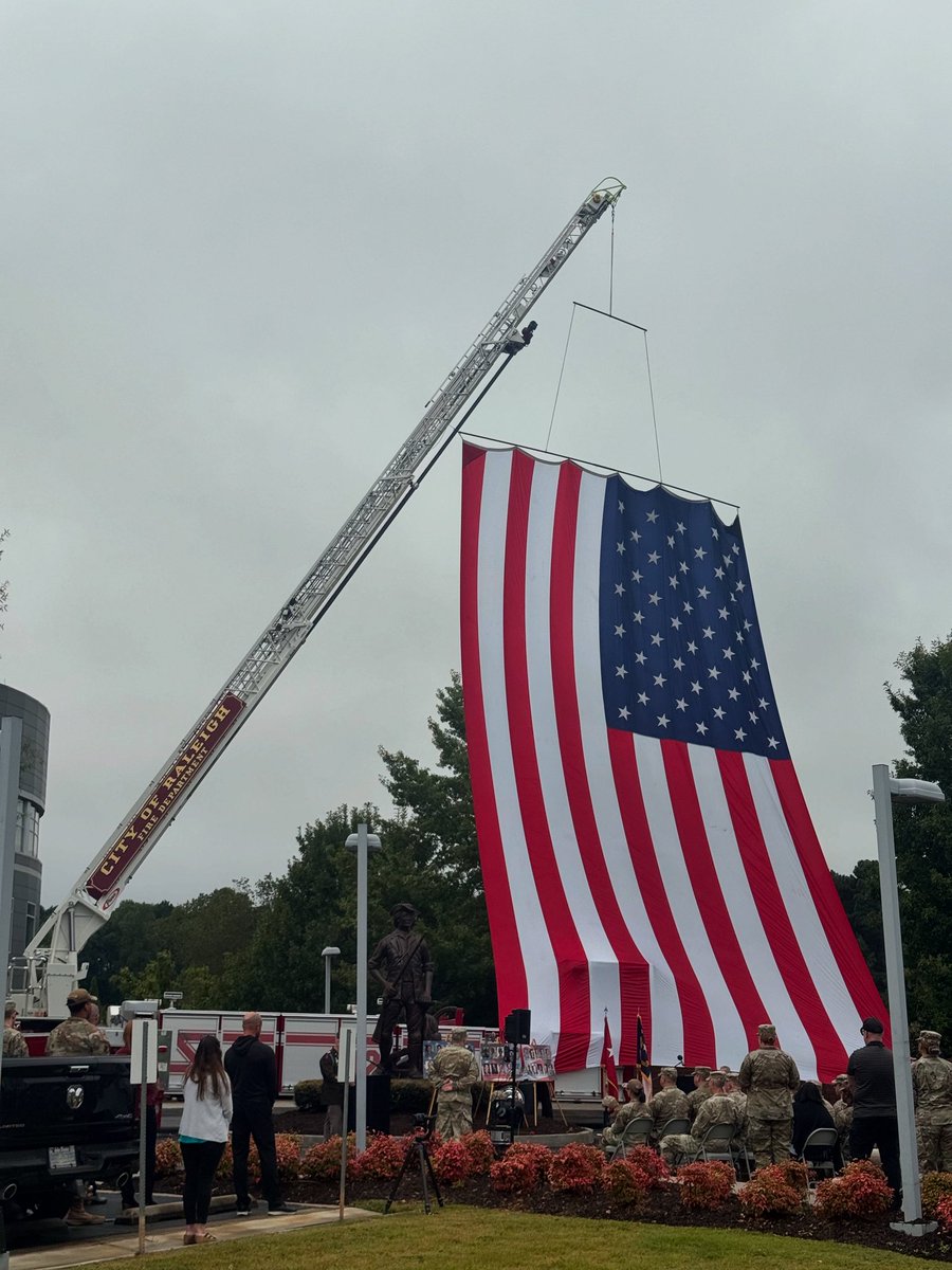 timlongest's tweet image. This morning, on the 24th anniversary of September 11th, I joined the @NCNationalGuard to remember that day and the guardsmen who gave their lives since. As Pericles said, “Freedom is the sure possession of those alone who have the courage to defend it.” We will never forget.