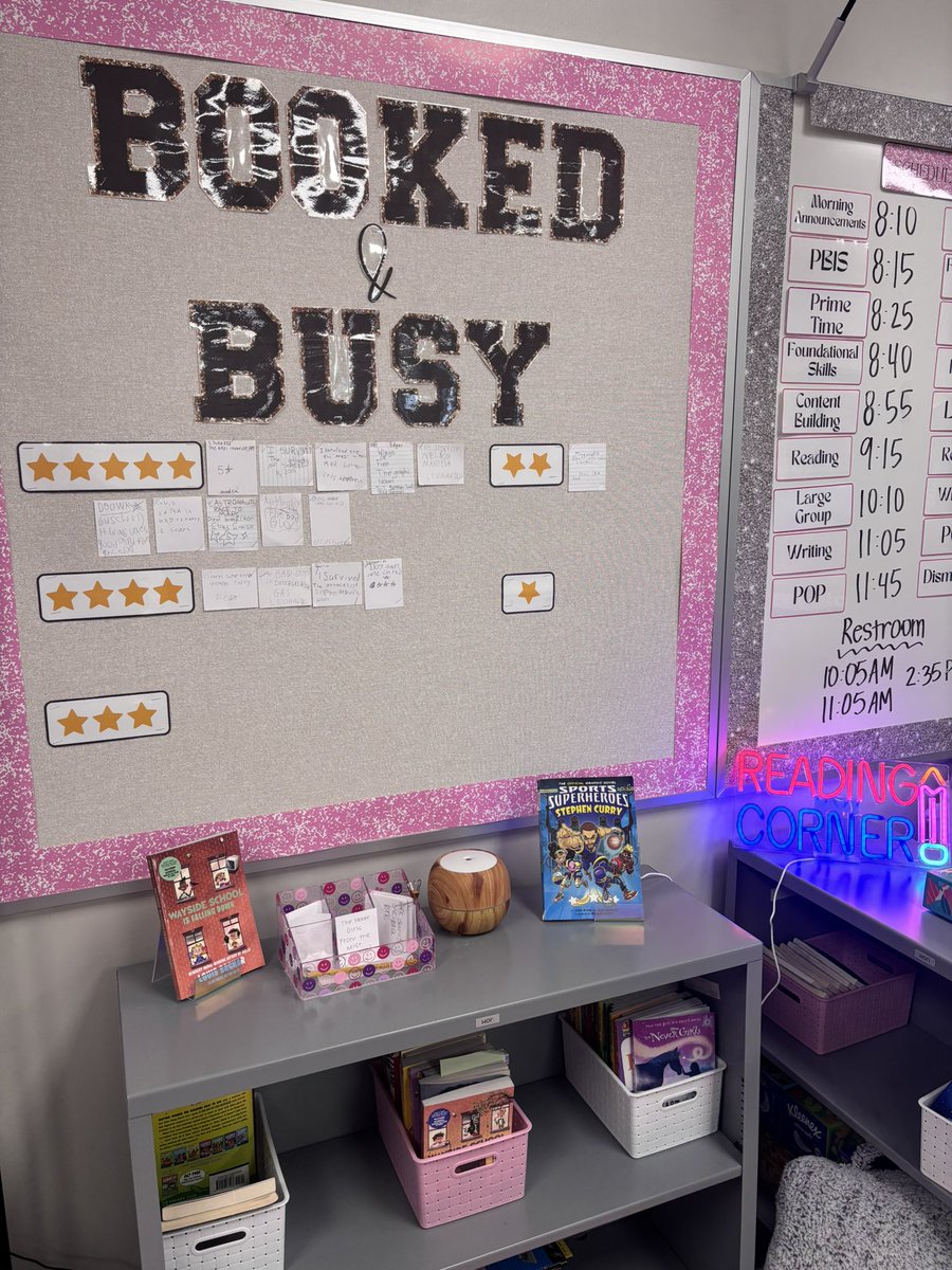 RicheyInPink's tweet image. We’re staying booked and busy! Once students finish reading a book, they are able to rate it for others to see if they should read it too. 📚📖⭐️Making reading fun!!! @TippsElementary @CyFairISD #Reading #ClassroomLibrary #4thGrade