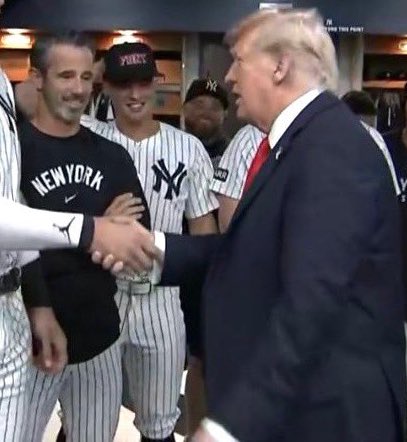 Truly in the presence of greatness.

Our president will never forget the day he met Brad Ausmus.