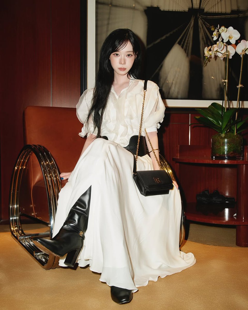 aespapic's tweet image. #WINTER dazedkorea instagram update