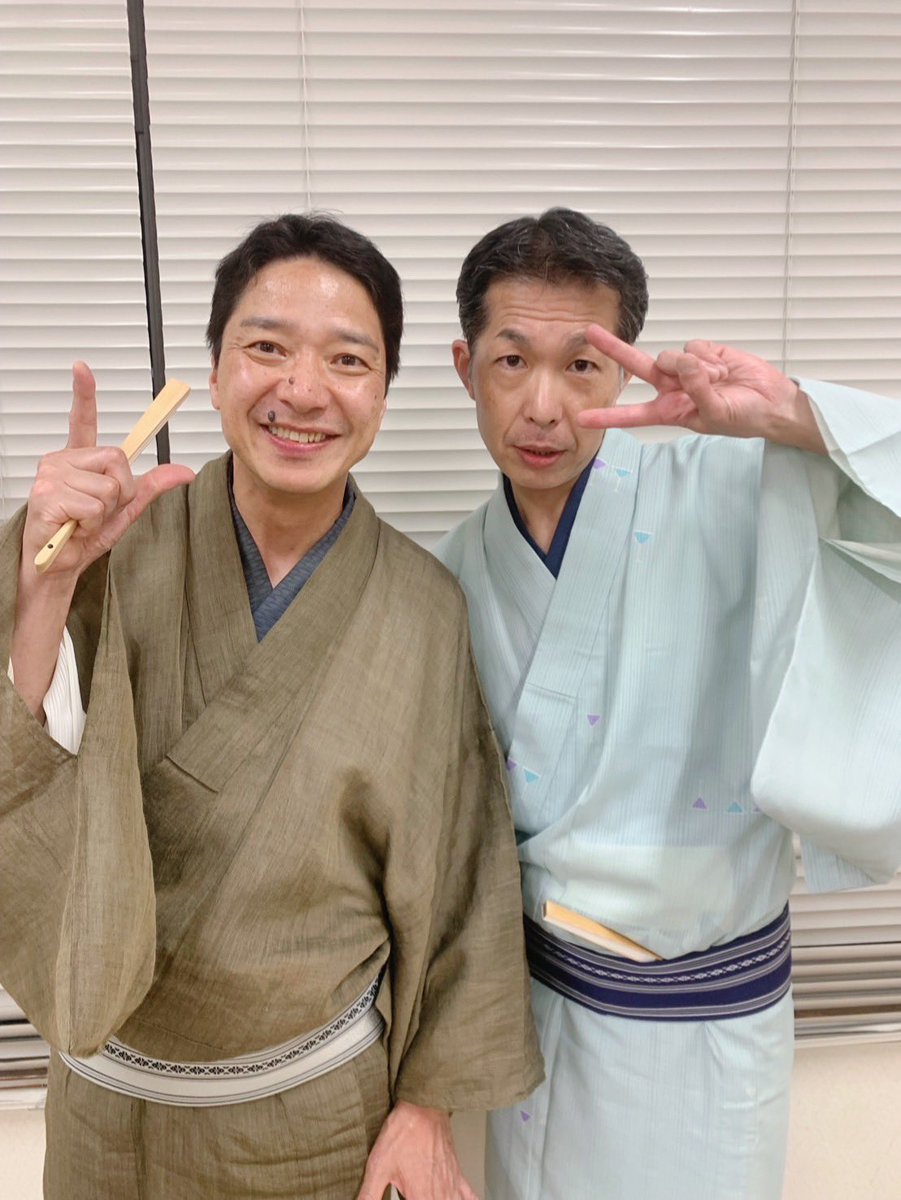 本日です！

12日(金)三三・馬石『名人長二』リレー二人会楽日✨
昼の部14:30お白州(馬石)、大団円(三三)他
夜の部18:45お白州(三三)、大団円(馬石)他

※完売いたしました

日本橋社会教育会館ホールにて
お待ちしております☺️