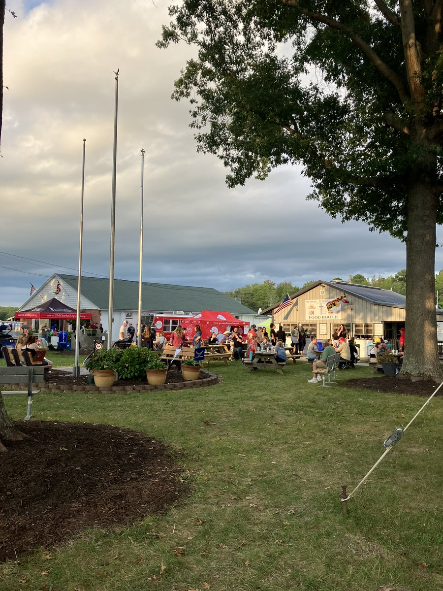 ilana_willi's tweet photo. The Charles County fair opened Thursday. Visitors can expect daily entertainment, agricultural exhibits and lots of food from Sept. 11-14. Coverage for @SoMdNews https://t.co/dXy1eAKe2U