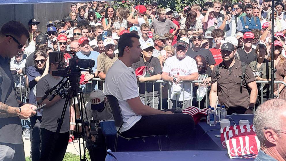jokesbyjo's tweet photo. @HopsAndBrews @OspPrashant Ok here’s another angle of his shirt.  It does look like a Lav mic from this angle https://t.co/GL5TWhcfoz
