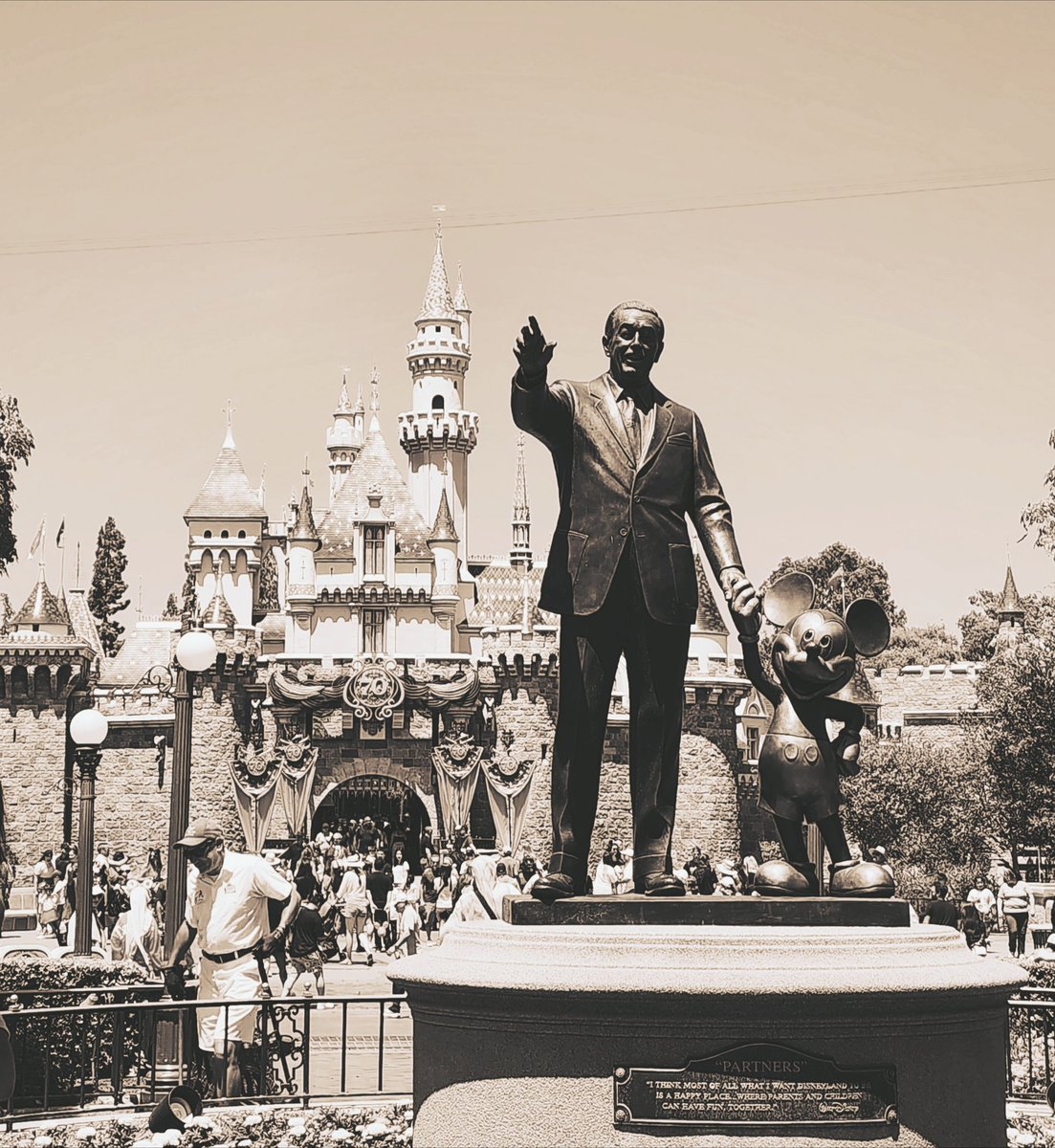GeekDave's tweet photo. Here are some photos I took at Disneyland in the month of August. #Disneyland #DCA #BigThunderMountain https://t.co/Ch5XRUg7wB