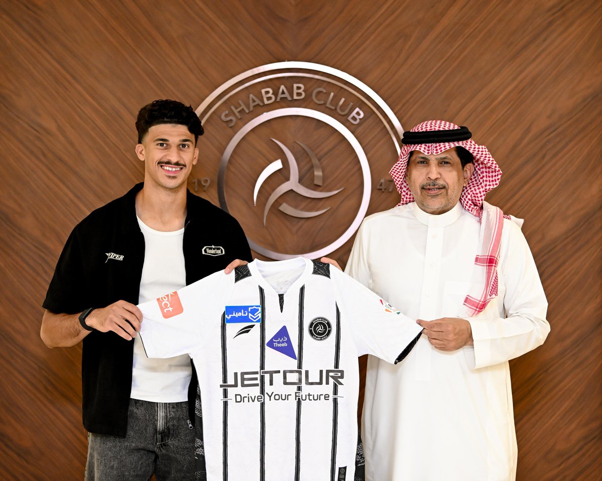 AlShababSaudiFC's tweet image. ✍️ | "العثمان" ينضم لـ #كبير_العاصمة 🤩

#يلا_شباب | #العثمان_شبابي